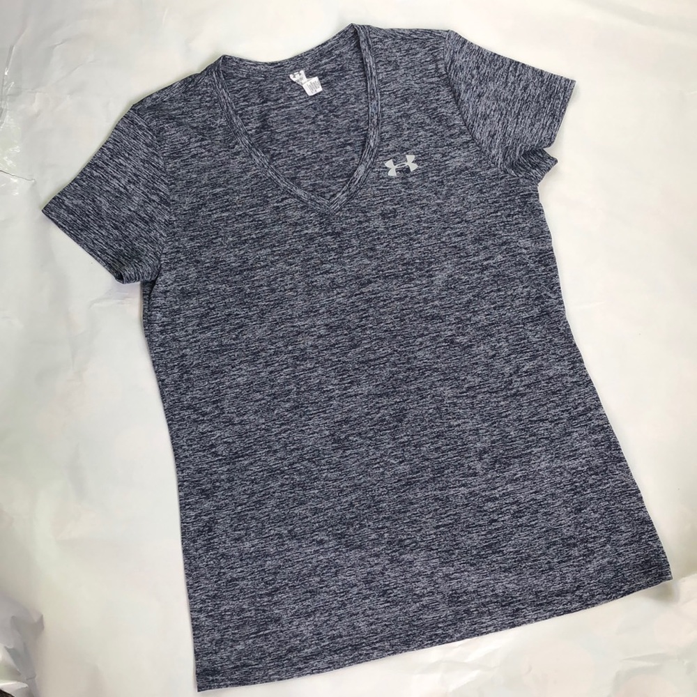💙 Under Armour Twisted Tech V neck Tee 💙
